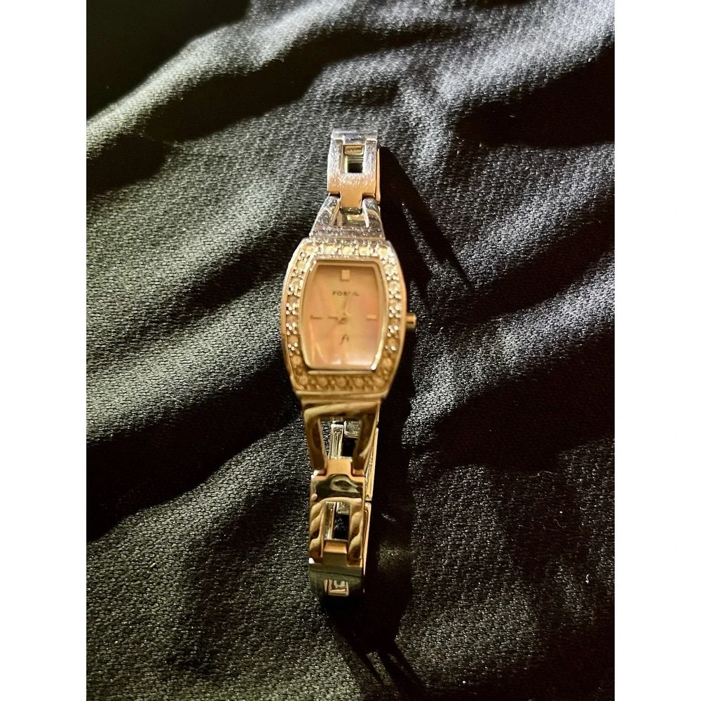 Fossil F2‎ Ladies Silver Tone Pink Dial Rhinestone 19mm Watch ES-9722